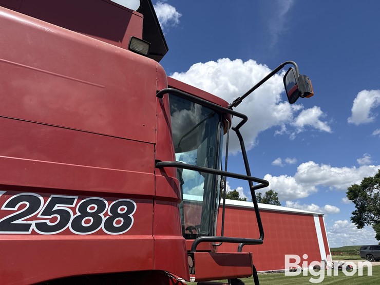 2008-case-ih-2588-image-19