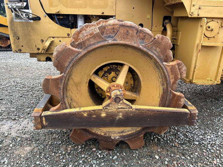 caterpillar-815a-image-57