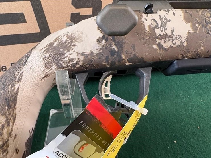 nib-savage-axis-270-win-rifle-image-8