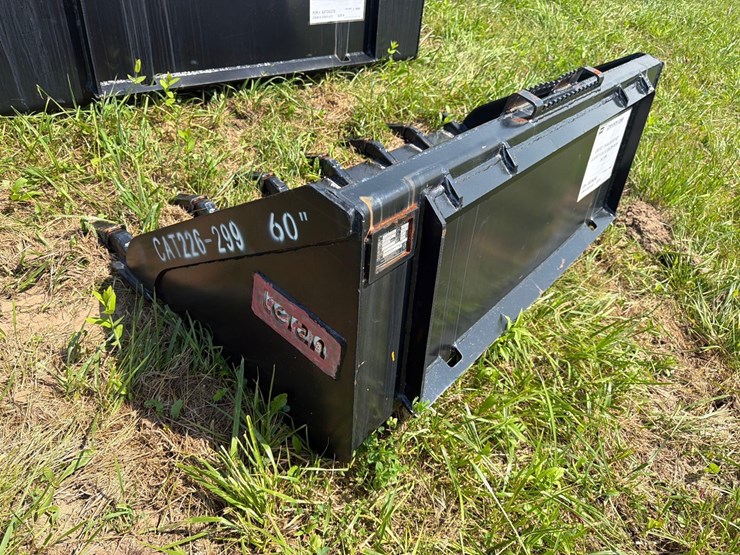 caterpillar-226-image-5