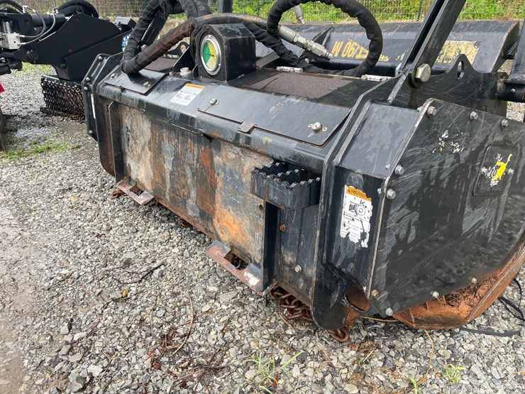 john-deere-60d-image-12