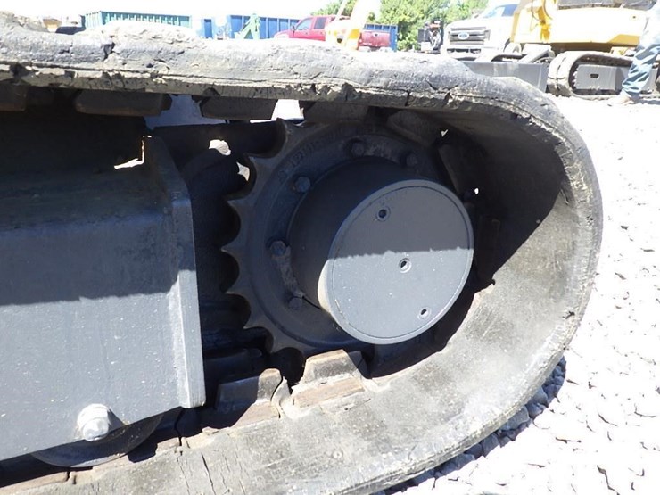 yanmar-vio30-image-9