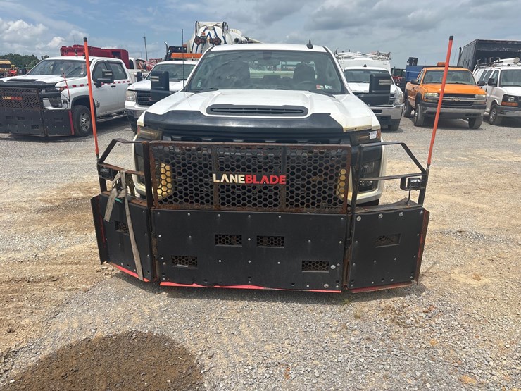 #63-•-2020-chevrolet-silverado-pickup-truck-image-7