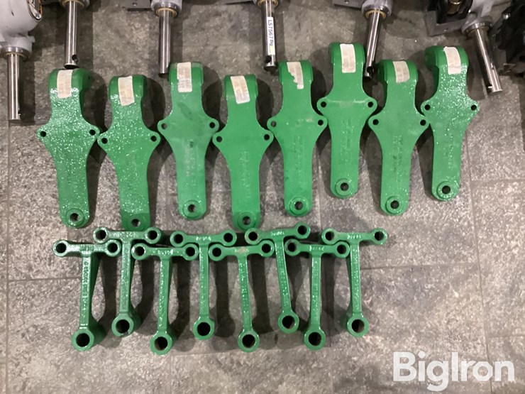 john-deere-8-image-11