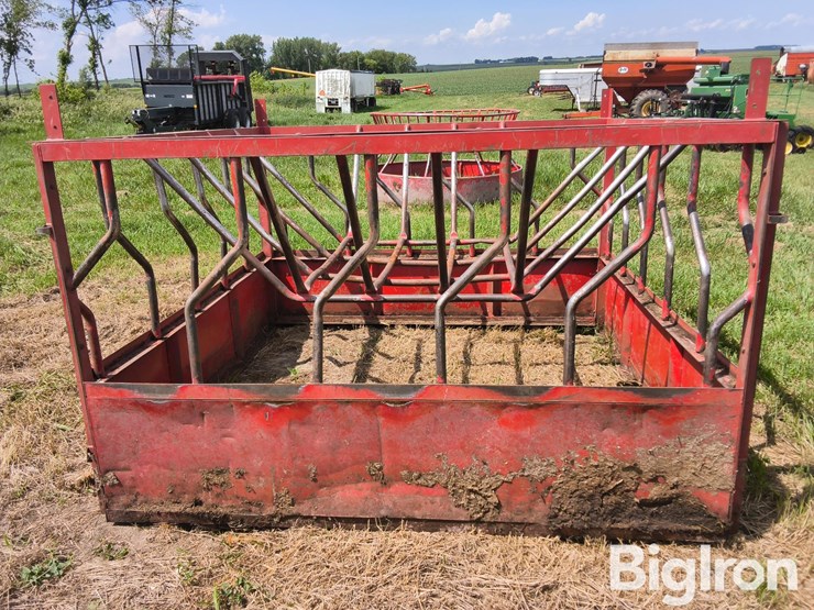 bale-feeder-image-4