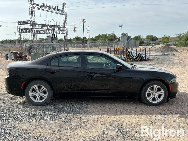 2018-dodge-charger-sxt-police-interceptor-4-door-sedan-image-4