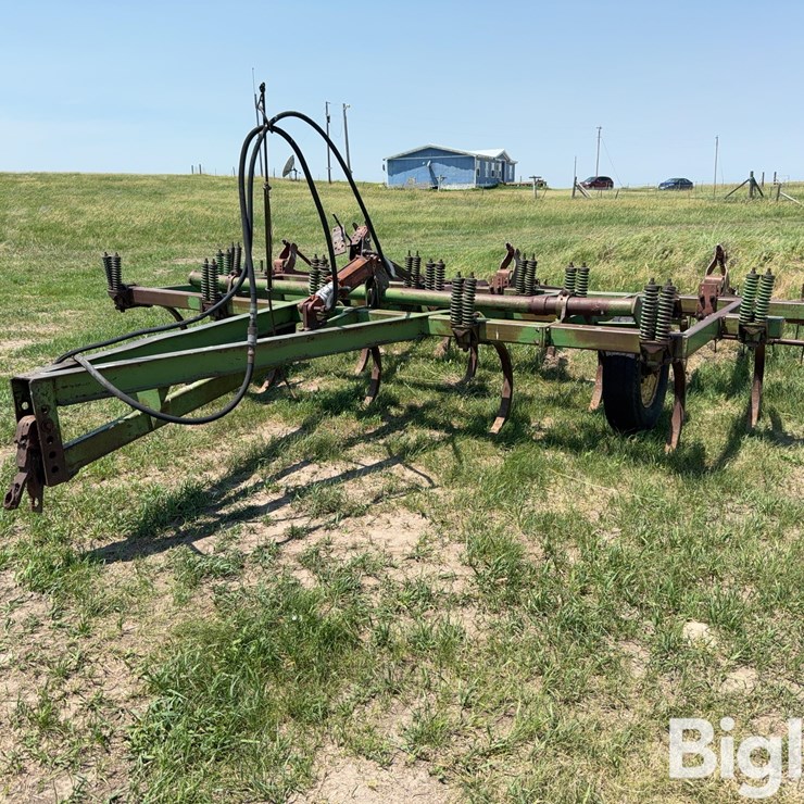 JOHN DEERE 16