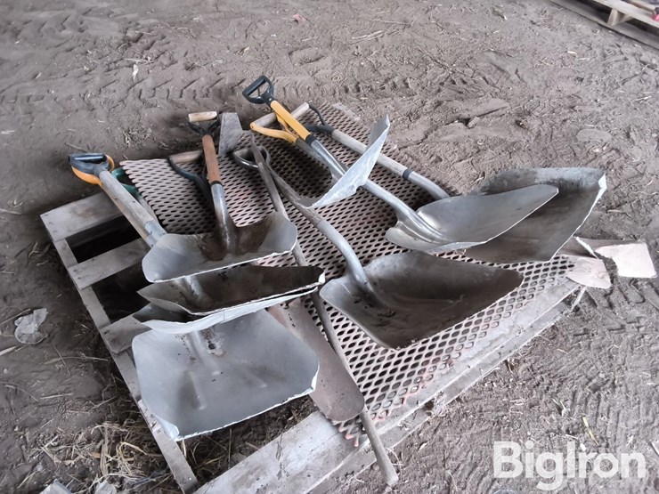 scoop-shovels-image-7