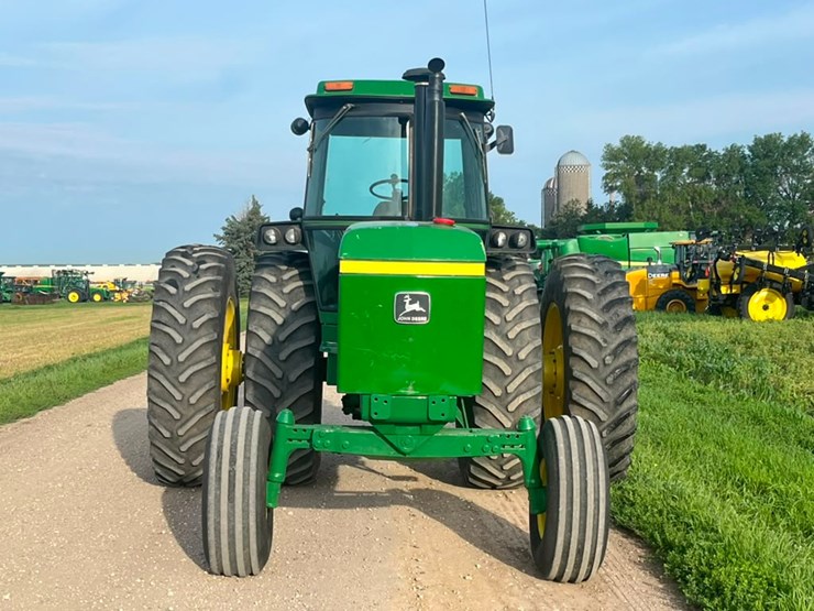 john-deere-4640-image-14