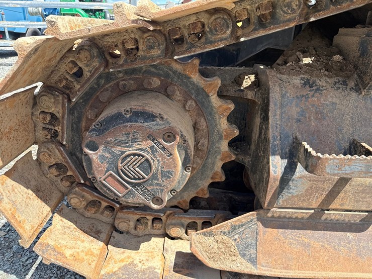 2014-caterpillar-501-image-95