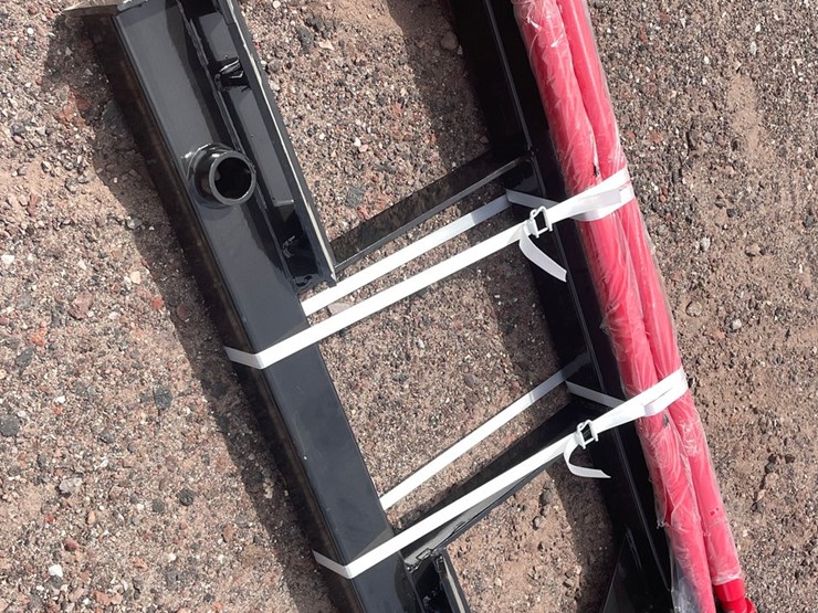 #1355-•-skid-steer-bale-fork-image-3