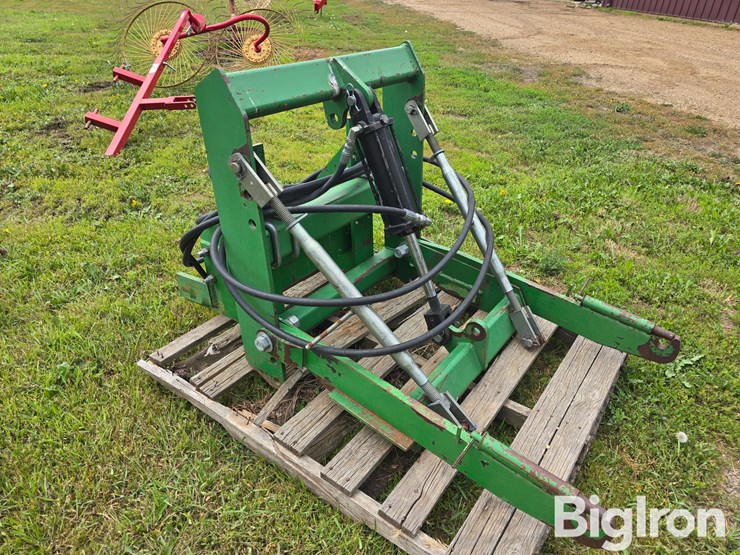 john-deere-8100-image-3