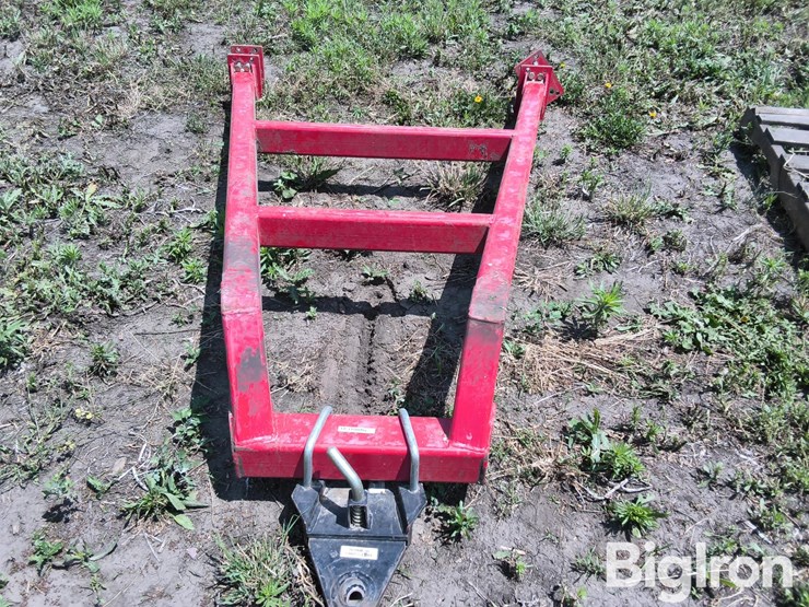 implement-rear-hitch-image-2