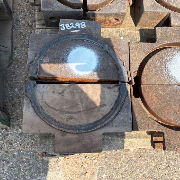 Set of (2) 9-1/2”W blind bop rams