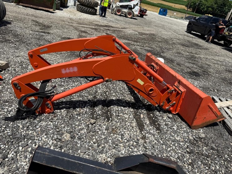 kubota-m5640su-image-4