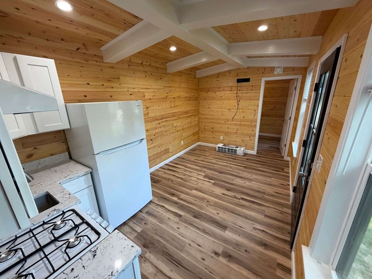 (new)-2026-10x40-2-bed/1-bath-trailer-mounted-tiny-home-image-24