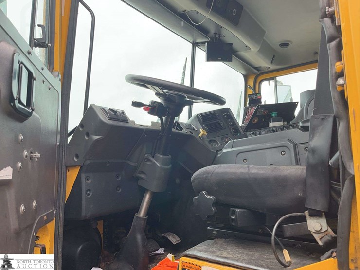 non-operable-2018-mack-terrapro-t/a-refuse-truck-image-8