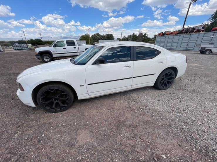 #157-•-2006-dodge-charger-(nm-title-in-delay)-image-80