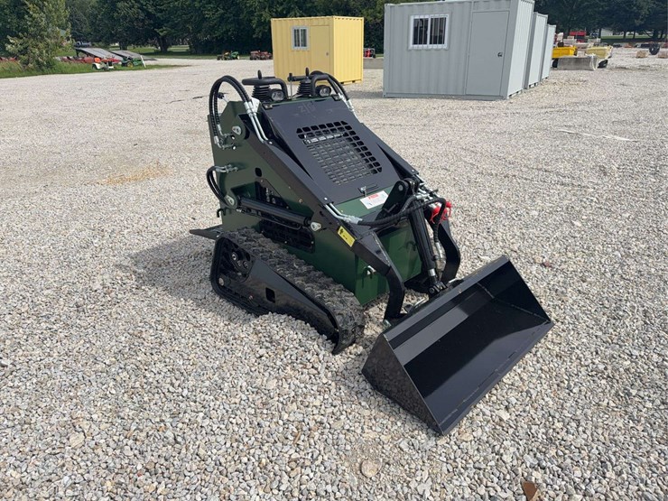 2026-zjg-zj-380-tracked-mini-skid-steer-loader-image-8