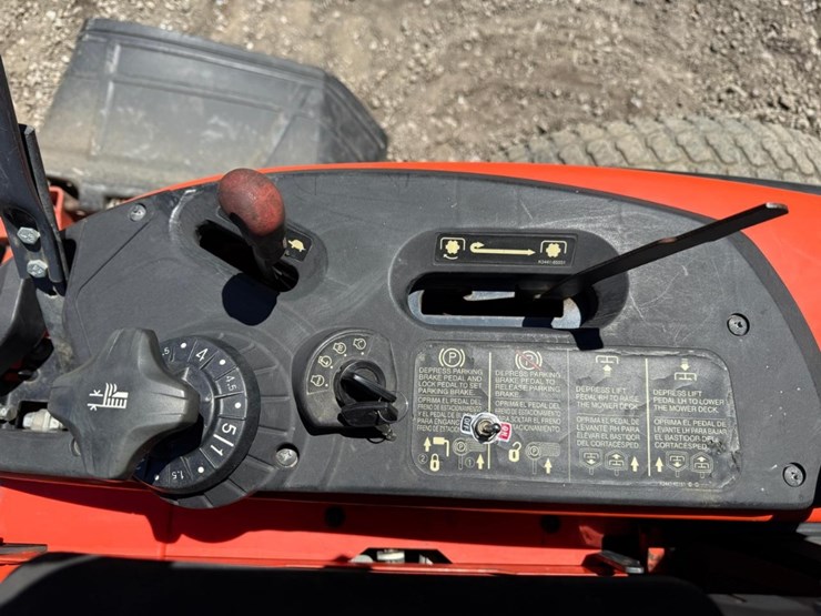 2020-kubota-zd1211-image-15