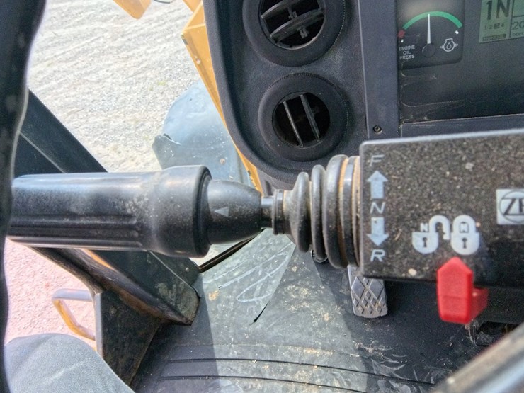 2006-deere-544j-image-54