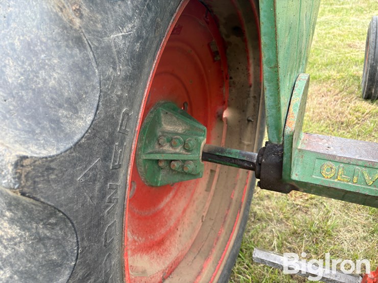 1949-oliver-66-image-17