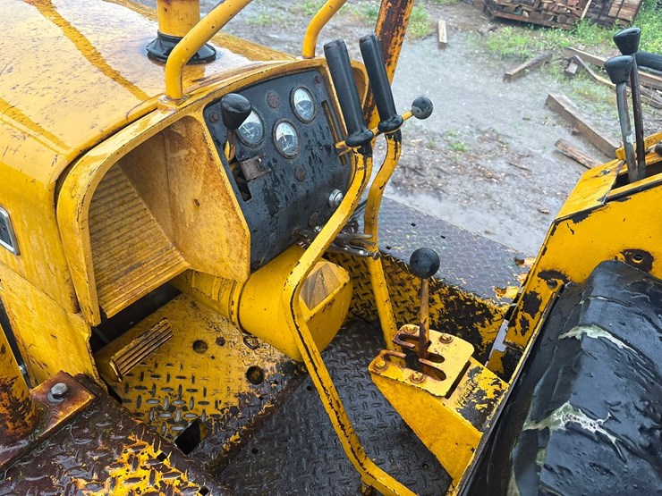 john-deere-350-image-33
