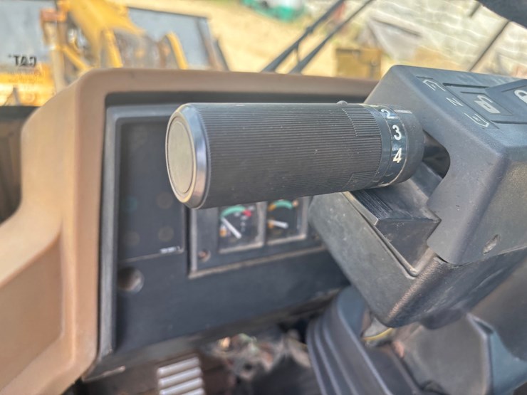 caterpillar-924f-image-55