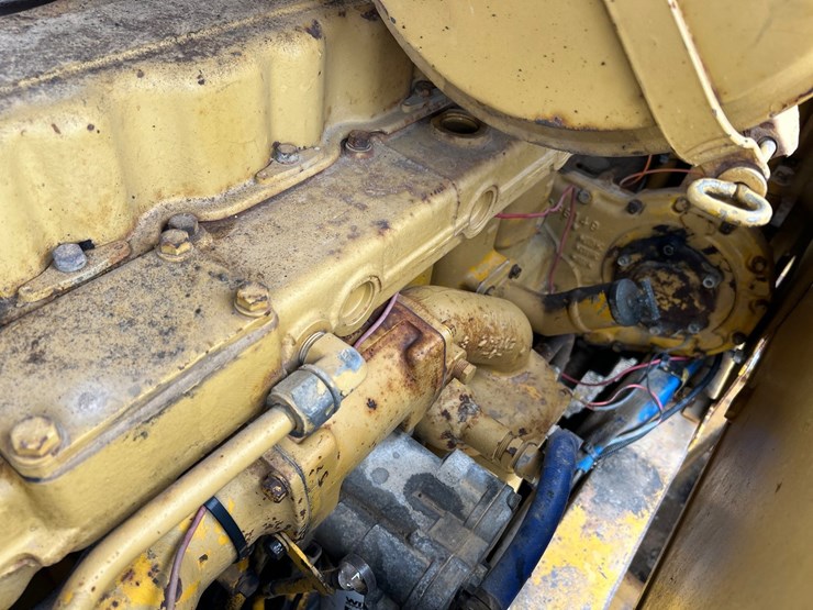 caterpillar-815a-image-28