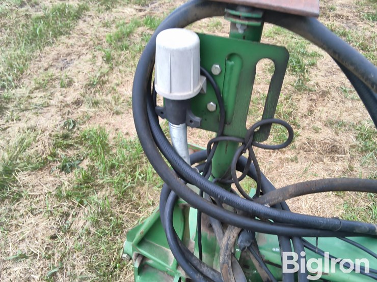 john-deere-750-image-12