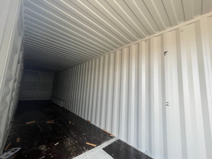 #103-•-40'-high-cube-container-image-41
