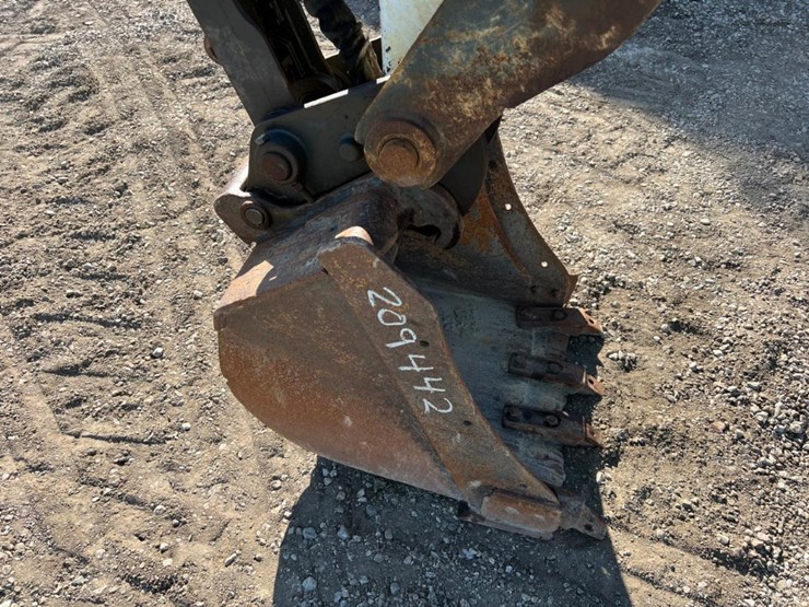 2021-bobcat-e60-image-10