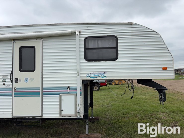 1998-fleetwood-prowler-lite-25l-5x-5th-wheel-camper-w/slide-out-image-19