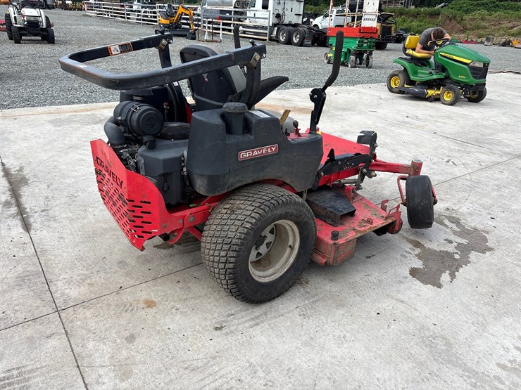 #5102-•-gravely-zt-5400-lawn-mower-image-7
