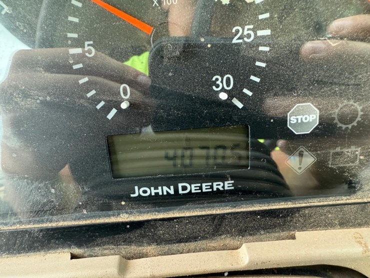 john-deere-6115d-image-22