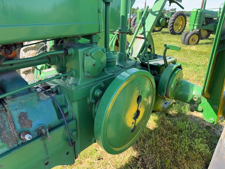 john-deere-model-b-image-13
