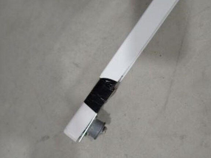 qty-of-(3)-8-ft-track-lights-image-10