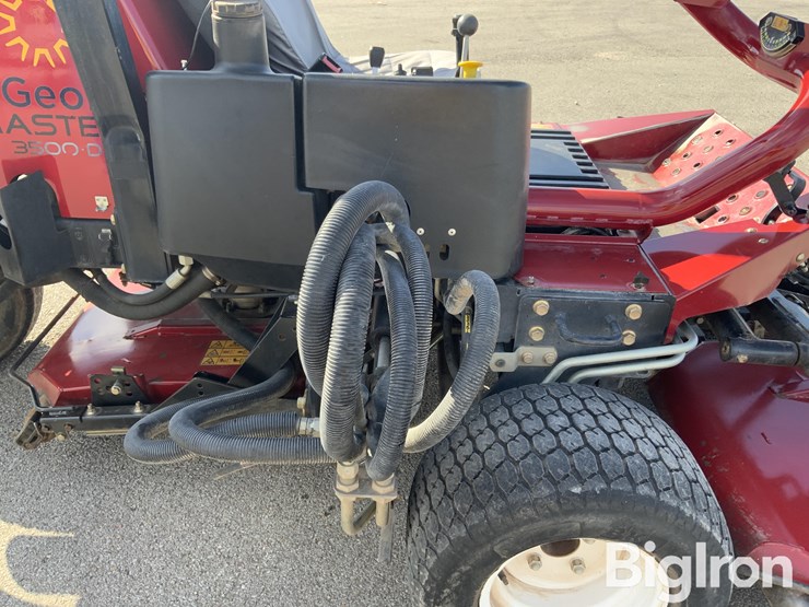 massey-ferguson-730-image-12