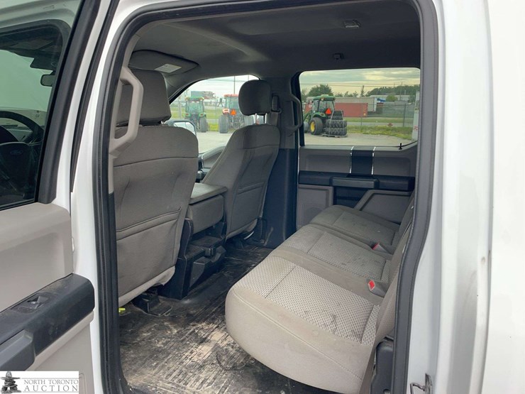 2017-ford-f150-image-15