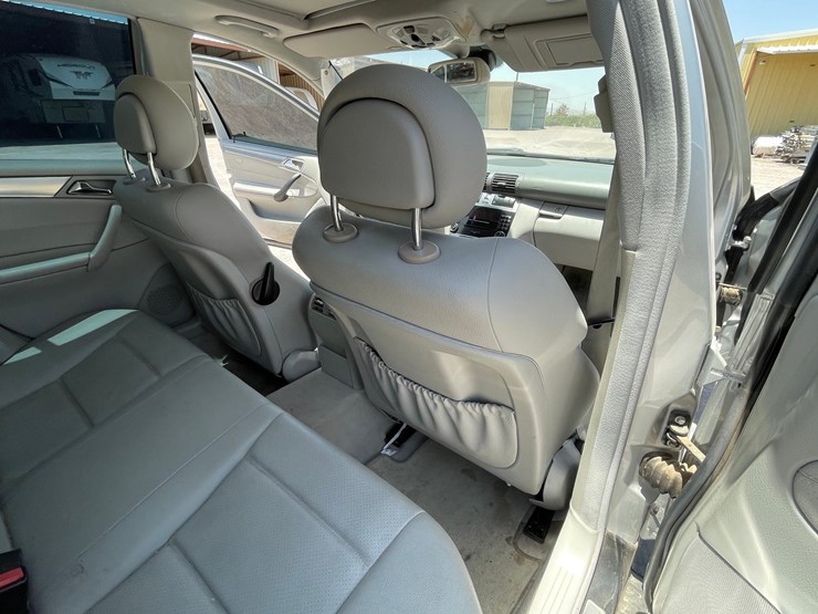 #162-•-2005-mercedes-c230-kompressor-(clean-nm-title)-image-98