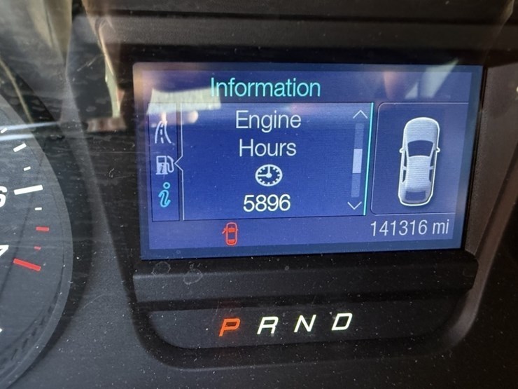 2015-ford-taurus-sedan-image-31