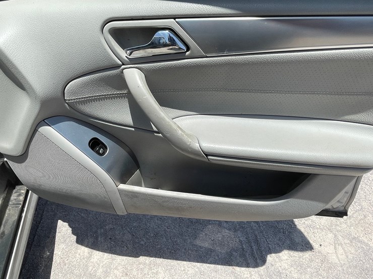 #162-•-2005-mercedes-c230-kompressor-(clean-nm-title)-image-45