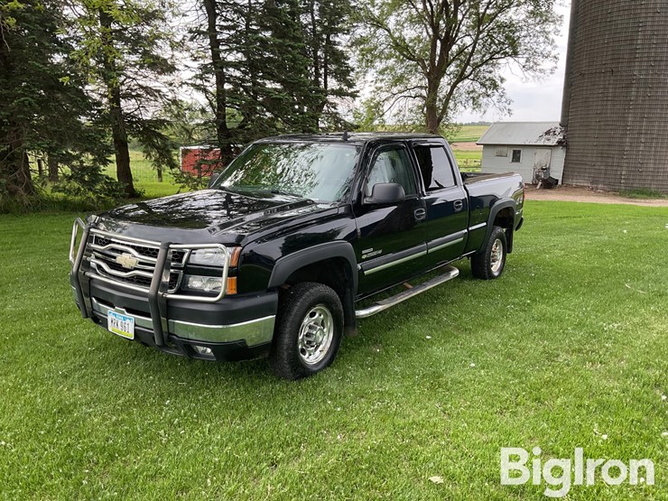 2007-chevrolet-2500-image-1