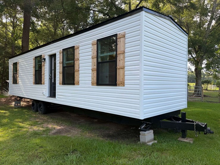 (new)-2026-10x40-2-bed/1-bath-trailer-mounted-tiny-home-image-1