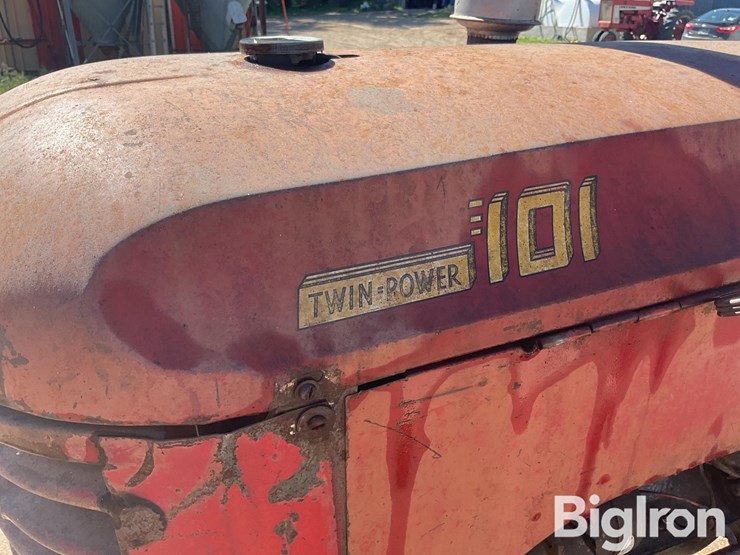 massey-ferguson-101-image-11