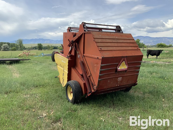 new-holland-846-image-7