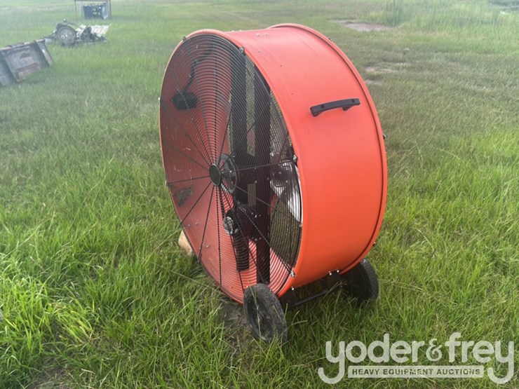 42"-barrel-fan-image-6