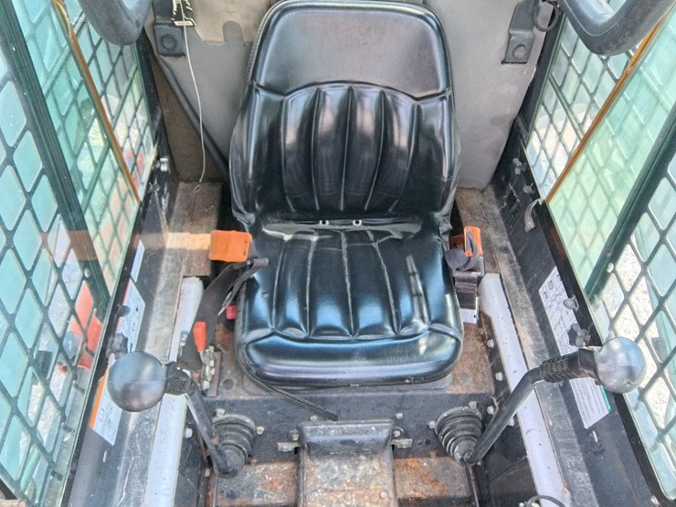 2008-bobcat-s175-image-37