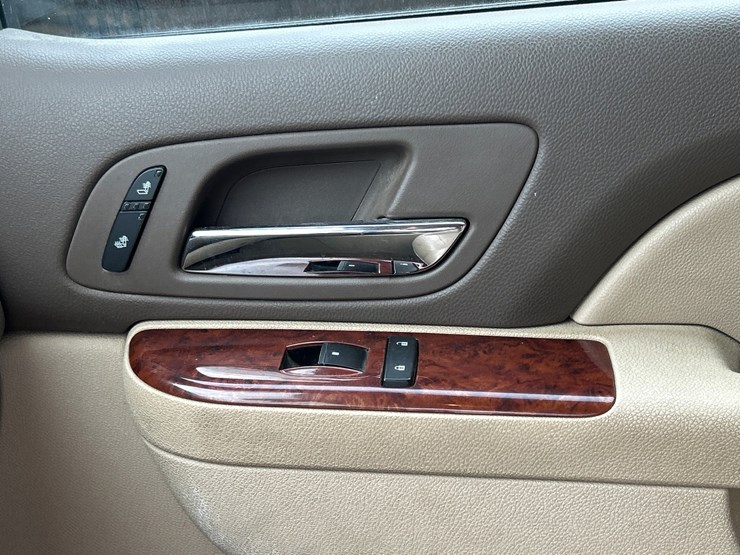 2010-gmc-yukon-image-43