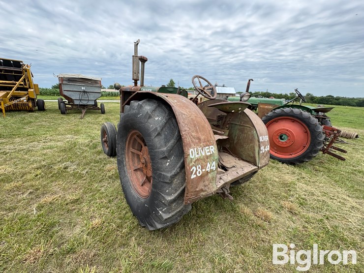 1937-oliver-28-44-image-7